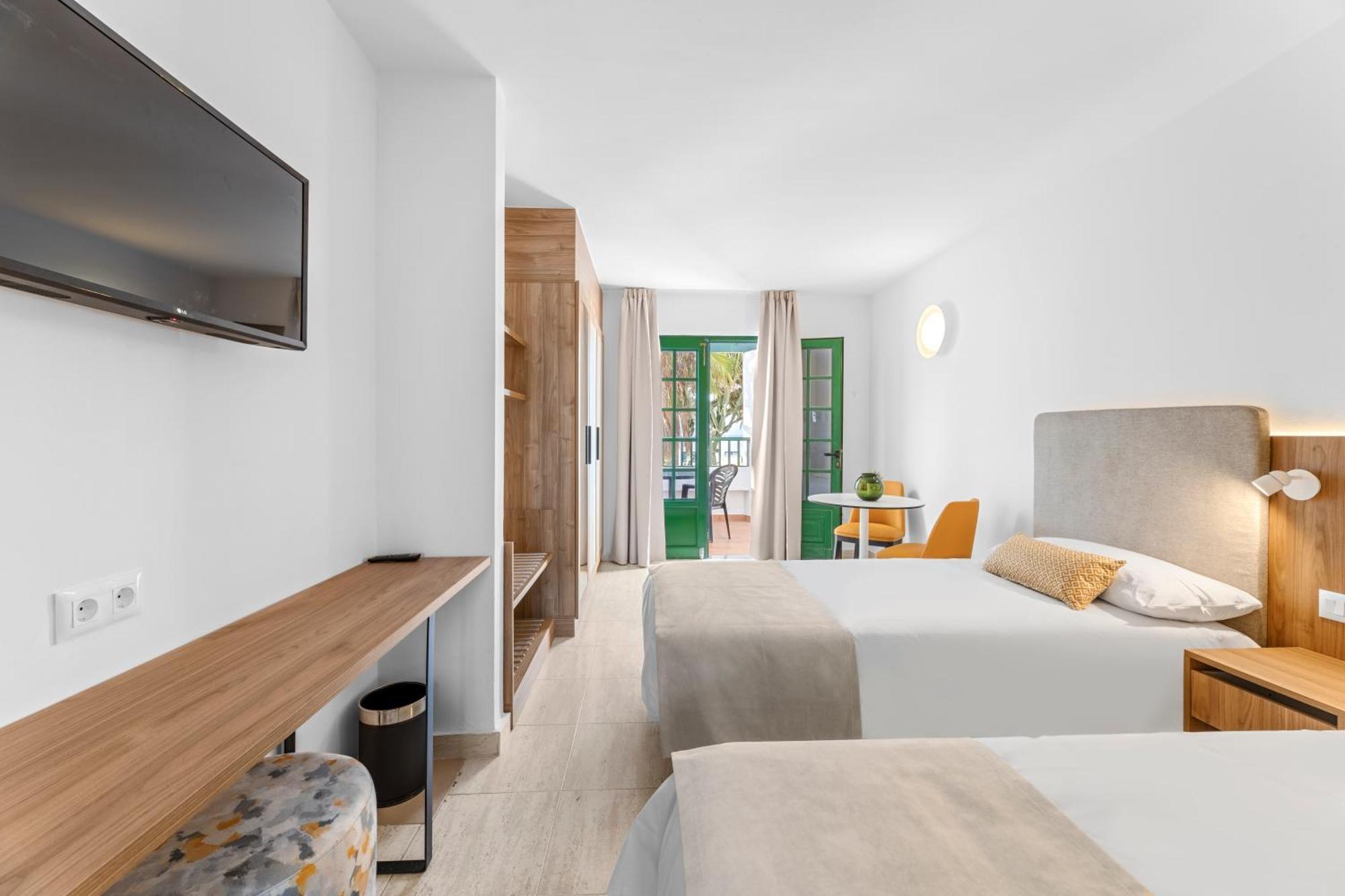Apartamentos Tropicana プエルト・デル・カルメン エクステリア 写真